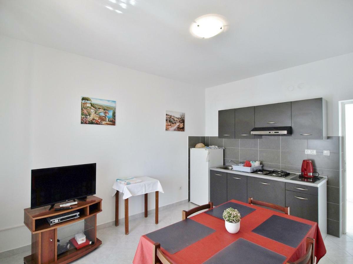 Apartments Ljubica Barbat na Rabu Εξωτερικό φωτογραφία