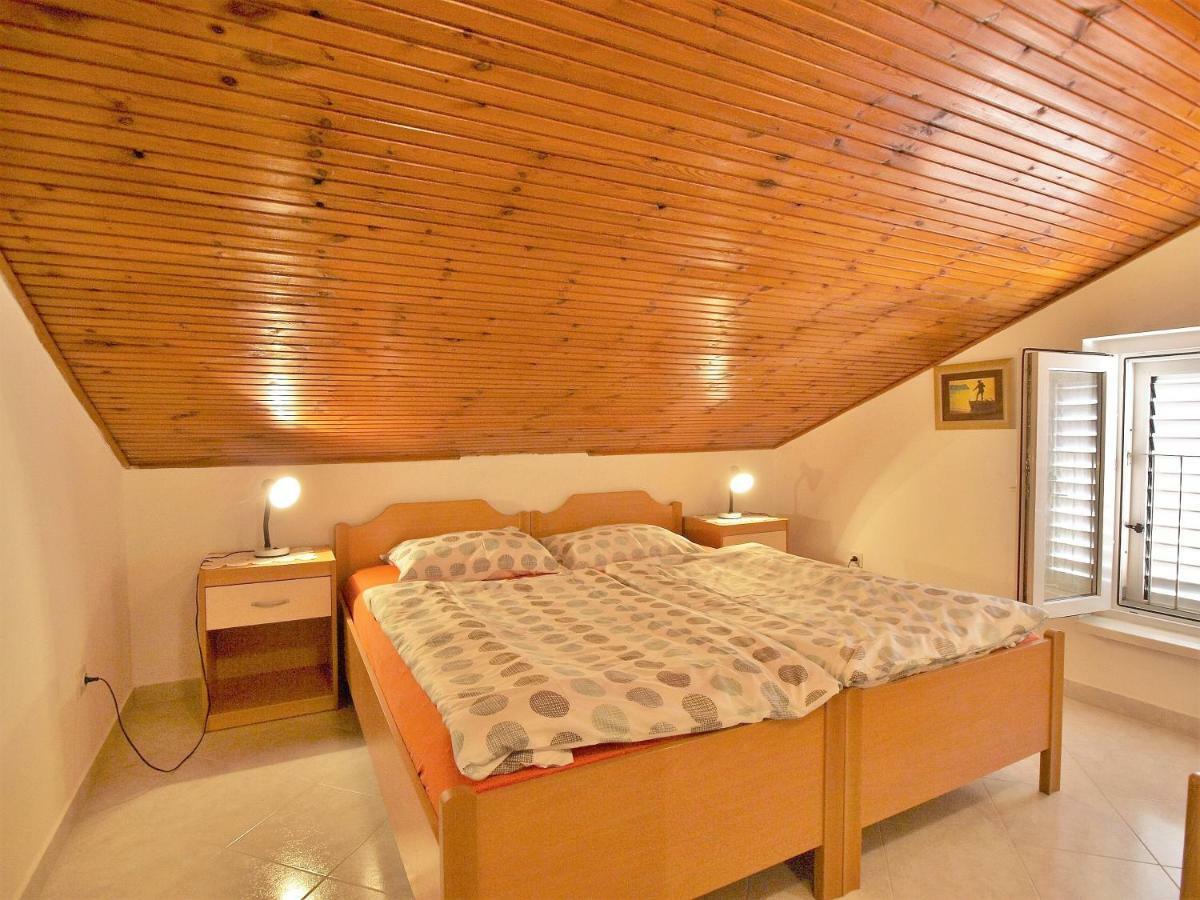Apartments Ljubica Barbat na Rabu Εξωτερικό φωτογραφία
