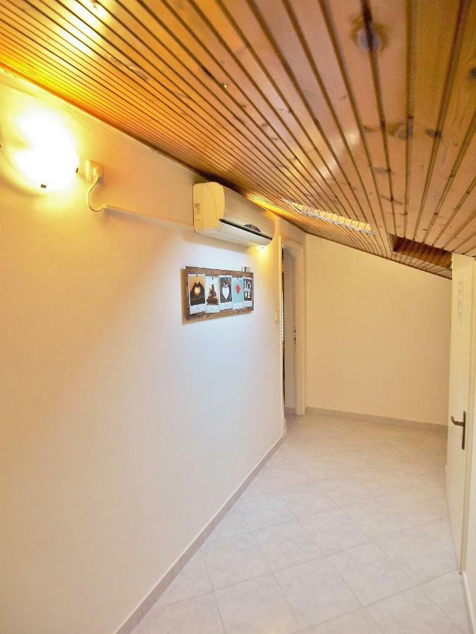 Apartments Ljubica Barbat na Rabu Εξωτερικό φωτογραφία